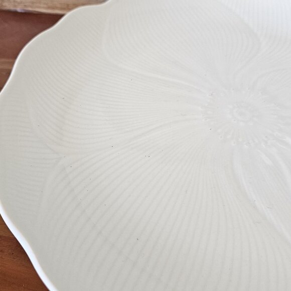 4 Mikasa Magnolia Salad Plate 8.5" white flower emboss Spring Line Larry Laslo - Picture 6 of 9